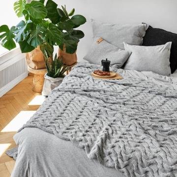 CHUNKY GREY YATAK ÖRTÜSÜ 180*240