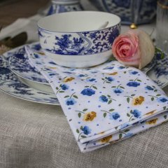 White Floral Pattern Napkin