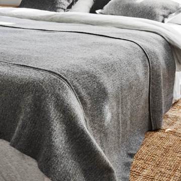 COMFORT GRAY BED COVER 180*240