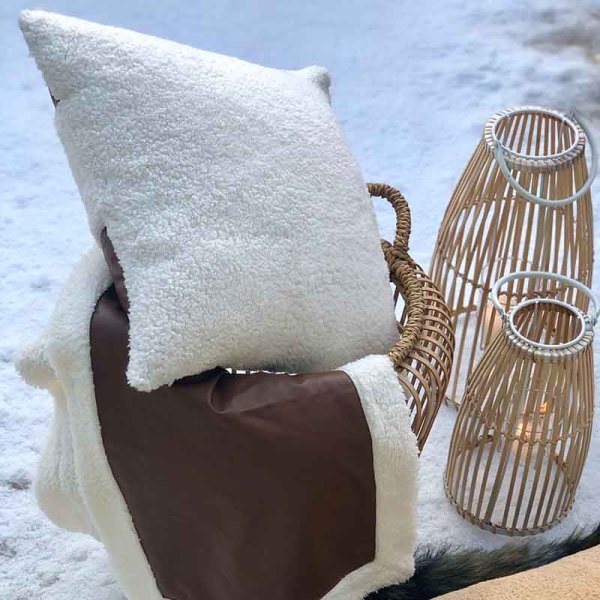 Chalet Çift Taraflı Yastık Kılıfı / Krem