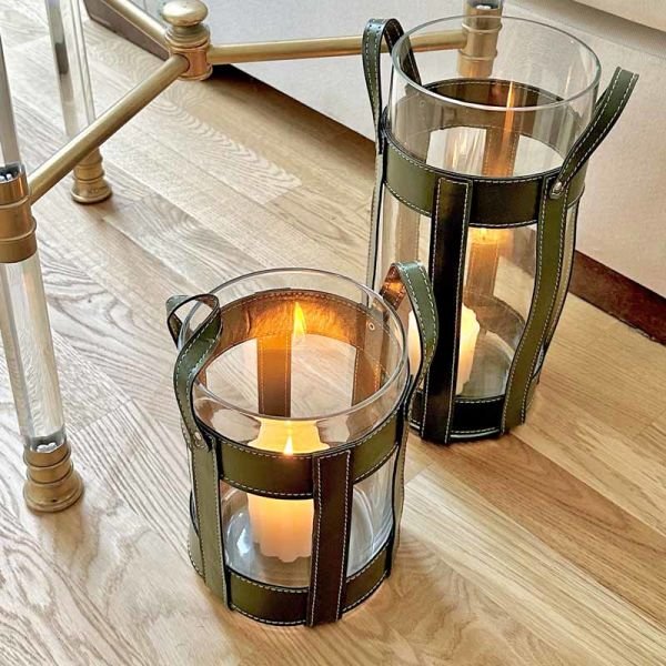 Deri Aksesuarlı Saplı Cam Fener / Taba 20cm Yeşil