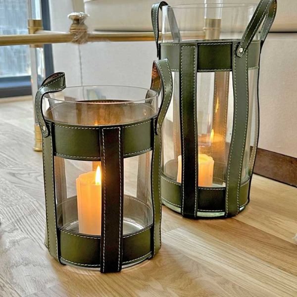 Deri Aksesuarlı Saplı Cam Fener / Taba 20cm Yeşil