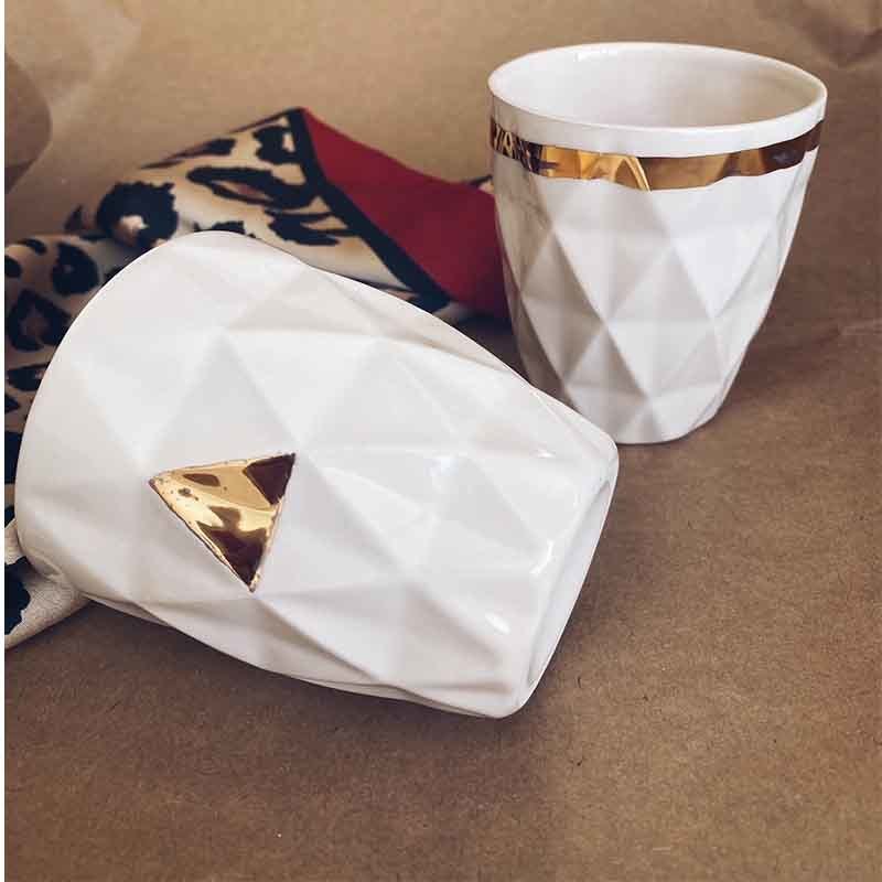 Geometrik Üçgen Seramik Mug